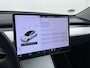 Tesla Model 3 SR+ 325PK AutoPilot Ivory-Leder Pano-Dak Adaptive Cruise Lmv 18" Camera's Elektr.-Stuur+Stoelen+Spiegels+Geheugen+Easy-Entry+Verwarmde stoelen Park assistent Pdc WIFI Ecc Lane-Assist Speed-Assist Ecc Navi Led DAB Voorverwarmen interieur via App Keyless One-Pedal-Drive 1e Eigenaar Origineel Nederlandse Auto 1.584kg