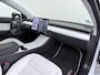 Tesla Model 3 SR+ 325PK AutoPilot Ivory-Leder Pano-Dak Adaptive Cruise Lmv 18" Camera's Elektr.-Stuur+Stoelen+Spiegels+Geheugen+Easy-Entry+Verwarmde stoelen Park assistent Pdc WIFI Ecc Lane-Assist Speed-Assist Ecc Navi Led DAB Voorverwarmen interieur via App Keyless One-Pedal-Drive 1e Eigenaar Origineel Nederlandse Auto 1.584kg