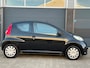 Peugeot 107 1.0-12V XR APK 3drs ZWART