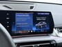 BMW iX1 eDrive20 67kWh M-Sport-Pro Leder/Alcantara Premium 19" LED Connected-Pro Warmtepomp Camera Navi Ecc Pdc 100% SOH Apple Carplay Android Auto Stoelverwarming Adap.demping Standverwarming/koeling Zwarte-Hemel Drive-Assist Elek.Achterklep Lmv Led Isofix DAB Keyless Wifi 1e Eigenaar Origineel Nederlandse Auto Zeer compleet!