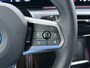 BMW iX1 eDrive20 67kWh M-Sport-Pro Leder/Alcantara Premium 19" LED Connected-Pro Warmtepomp Camera Navi Ecc Pdc 100% SOH Apple Carplay Android Auto Stoelverwarming Adap.demping Standverwarming/koeling Zwarte-Hemel Drive-Assist Elek.Achterklep Lmv Led Isofix DAB Keyless Wifi 1e Eigenaar Origineel Nederlandse Auto Zeer compleet!