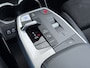 BMW iX1 eDrive20 67kWh M-Sport-Pro Leder/Alcantara Premium 19" LED Connected-Pro Warmtepomp Camera Navi Ecc Pdc 100% SOH Apple Carplay Android Auto Stoelverwarming Adap.demping Standverwarming/koeling Zwarte-Hemel Drive-Assist Elek.Achterklep Lmv Led Isofix DAB Keyless Wifi 1e Eigenaar Origineel Nederlandse Auto Zeer compleet!