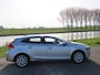 Volvo V40 1.5 T3 Momentum *AUT *NAVI *CRUISE *VOLL ONDERHOUD