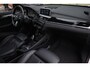 BMW X1 SDrive20i High Executive Aut. | M-pakket | Stoelverwarming | Head-up | Camera | Trekhaak | Volledige Historie | NL. Auto |