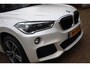 BMW X1 SDrive20i High Executive Aut. | M-pakket | Stoelverwarming | Head-up | Camera | Trekhaak | Volledige Historie | NL. Auto |
