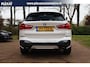 BMW X1 SDrive20i High Executive Aut. | M-pakket | Stoelverwarming | Head-up | Camera | Trekhaak | Volledige Historie | NL. Auto |