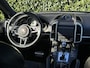 Porsche Cayenne 3.0 S E-Hybrid Platinum Edition, PANORAMADAK, SPORTCHRONO, LUCHTVERING, BOSE SOUND, LEDER/ALCANTARA, CRUISE CONTROL, CLIMATE CONTROL, STOELVERWARMING, LICHTMETAAL 20"