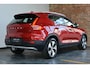 Volvo XC40 T2 Business Pro | Semi-Electrische Wegklapbare trekhaak | Adaptive Cruise Control | 1ste eigenaar | Dealeronderhouden | Parkeerverwarming | BLIS | Parkeersensoren voor + achter | Parkeercamera | Stoelverwarming | Volvo on Call | Comfortstoelen | 18'' Lichtmetalen velgen | Navigatie |
