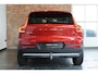 Volvo XC40 T2 Business Pro | Semi-Electrische Wegklapbare trekhaak | Adaptive Cruise Control | 1ste eigenaar | Dealeronderhouden | Parkeerverwarming | BLIS | Parkeersensoren voor + achter | Parkeercamera | Stoelverwarming | Volvo on Call | Comfortstoelen | 18'' Lichtmetalen velgen | Navigatie |