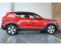 Volvo XC40 T2 Business Pro | Semi-Electrische Wegklapbare trekhaak | Adaptive Cruise Control | 1ste eigenaar | Dealeronderhouden | Parkeerverwarming | BLIS | Parkeersensoren voor + achter | Parkeercamera | Stoelverwarming | Volvo on Call | Comfortstoelen | 18'' Lichtmetalen velgen | Navigatie |