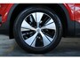 Volvo XC40 T2 Business Pro | Semi-Electrische Wegklapbare trekhaak | Adaptive Cruise Control | 1ste eigenaar | Dealeronderhouden | Parkeerverwarming | BLIS | Parkeersensoren voor + achter | Parkeercamera | Stoelverwarming | Volvo on Call | Comfortstoelen | 18'' Lichtmetalen velgen | Navigatie |