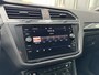 Volkswagen Tiguan 1.5 TSI 150pk DSG ACT Highline Business R R-Line Climatronic Trekhaak Keyless Virtual Cockpit R-line LED koplampen