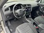 Volkswagen Tiguan 1.5 TSI 150pk DSG ACT Highline Business R R-Line Climatronic Trekhaak Keyless Virtual Cockpit R-line LED koplampen
