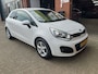 Kia Rio 1.2 CVVT Super Pack, Dealer onderhouden, zeer rijk uitgeruste uitvoering, parkeer sensoren, bluetooth, cruise control