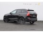Volvo XC60 T6 350PK Automaat AWD Plus Black Edition Panoramadak/ Elektrisch bedienbare voorstoelen met geheugen/ Stoelverwarming/ Stuurverwarming/ Harman Kardon audio/ 360 Camera/