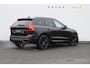 Volvo XC60 T6 350PK Automaat AWD Plus Black Edition Panoramadak/ Elektrisch bedienbare voorstoelen met geheugen/ Stoelverwarming/ Stuurverwarming/ Harman Kardon audio/ 360 Camera/