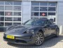 Porsche Taycan Performance 84 kWh | Navigatie/Android/Apple Carplay | 20" LM Velgen | Warmtepomp | Voorstoelen Verwarmd/Geventileerd/Memory | Rondomzicht Camera | Panoramadak |
