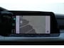 Volkswagen Golf 1.0 eTSI Life Business Panorama dak| Parkeer Camera Achter| Extra getint glas achter| Stoelverwarming voor