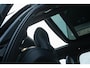 Volvo XC60 2.0 T8 Plug-in hybrid AWD Plus Black Edition | Adaptieve Cruise Control | Panoramadak | Harman Kardon Audio | Stoel-/Stuur-/Voorruitverwarming | Dodehoek Detectie | 360° Parkeercamera |