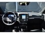 Volvo XC40 T4 Recharge R-Design | Adaptive Cruise Control | Parkeersensoren voor + achter | Parkeercamera | Volvo on Call | Navigatie | Dealeronderhouden |