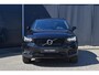 Volvo XC40 T4 Recharge R-Design | Adaptive Cruise Control | Parkeersensoren voor + achter | Parkeercamera | Volvo on Call | Navigatie | Dealeronderhouden |