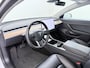 Tesla Model 3 SR+ 325PK LFP-Accu SOH 91% Trekhaak AutoPilot Leer Pano-Dak Adaptive Cruise Lmv 18" Camera's Elektr.-Stuur+Stoelen+Spiegels+Geheugen+Easy-Entry+Verwarmde stoelen Park assistent Pdc WIFI Ecc Lane-Assist Speed-Assist Ecc Navi Led DAB Voorverwarmen interieur via App Keyless One-Pedal-Drive 1.000KG Trekgewicht Origineel Nederlandse Auto LFP accu dus 100% opladen!