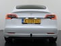 Tesla Model 3 SR+ 325PK LFP-Accu SOH 91% Trekhaak AutoPilot Leer Pano-Dak Adaptive Cruise Lmv 18" Camera's Elektr.-Stuur+Stoelen+Spiegels+Geheugen+Easy-Entry+Verwarmde stoelen Park assistent Pdc WIFI Ecc Lane-Assist Speed-Assist Ecc Navi Led DAB Voorverwarmen interieur via App Keyless One-Pedal-Drive 1.000KG Trekgewicht Origineel Nederlandse Auto LFP accu dus 100% opladen!