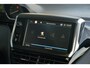 Peugeot 2008 1.2 110PK Allure | Panoramadak | Navigatie | Camera | Apple Carplay / Android Auto | | Binnenspiegel automatisch dimmend | Boordcomputer | Buitenspiegels elektrisch inklapbaar