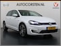 Volkswagen Golf GTE 204pk PHEV Hybrid AUT-6 Leer+Stoelverwarming PDC-a+v Adap.Cruise Camera Trekhaak Executive Plus Navi Pro Ecc Led Lmv Privacy Glas Licht-Regensensor DAB Parkeer assistent Zwarte-Hemel Origineel Nederlandse Auto Door ons onderhouden! Laatste Beurt 180.491km !  1.500kg trekvermogen