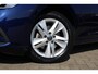 Volkswagen Golf 1.5 eTSI Life Business | Adaptieve cruise control | Stoel en stuurverwarming | Achteruitrijcamera |
