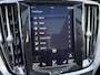 Volvo V60 2.0 T8 Twin Engine AWD Inscription 360 camera/ schuifdak /intellisafe/  head up display/ extra getint glas/ 19 inch/ trekhaak/ harman kardon