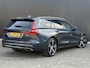Volvo V60 2.0 T8 Twin Engine AWD Inscription 360 camera/ schuifdak /intellisafe/  head up display/ extra getint glas/ 19 inch/ trekhaak/ harman kardon
