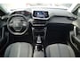 Peugeot 2008 1.2 130PK Allure Pack | Afneembare Trekhaak | Camera | Navigatie | | Binnenspiegel automatisch dimmend | Cruise control | DAB ontvanger