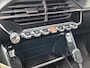 Peugeot 2008 1.2 PureTech Active Pack | Navigatie | Camera | Lichtmetalen Velgen | Apple Carplay en Android Auto |