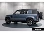 Land Rover Defender 110 P300e 110 HSE Dynamic Edition | Panoramadak | Elektrische trekhaak | 22" Gloss Black Tasman Blue/Ebony