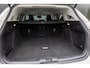 Ford Focus Wagon 1.0 EcoBoost Titanium Automaat | 100% dealer o.h. | Adaptieve cruise | Trekhaak | Winter-pack | Elec. achterklep | Autom. inparkeren | Privacy-glass | Camera | All seazon banden | LED verlichting | Keyless | Dodehoek detectie