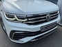 Volkswagen Tiguan 1.5 TSI R-Line panoramadak parelmoer wit