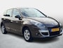 Renault Scenic 2.0 Dynamique / Cruise Control / Climate Control / Navigatie / 16'' Lichtmetalen Velgen /