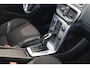 Volvo V40 T2 122PK Nordic+ | Stoel verw. | Park assist Voor + Achter | Parkeerverwarming | Bluetooth