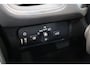 Volvo V40 T2 122PK Nordic+ | Stoel verw. | Park assist Voor + Achter | Parkeerverwarming | Bluetooth