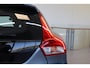Volvo V40 T2 122PK Nordic+ | Stoel verw. | Park assist Voor + Achter | Parkeerverwarming | Bluetooth