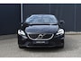 Volvo V40 T3 Automaat Polar+ Sport | Panoramadak | Harman Kardon audio | Alarm klasse 3 | Parkeercamera | Stoelverwarming | Navigatie | Volvo on Call | Parkeersensoren voor + achter | Dealeronderhouden |
