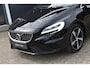 Volvo V40 T3 Automaat Polar+ Sport | Panoramadak | Harman Kardon audio | Alarm klasse 3 | Parkeercamera | Stoelverwarming | Navigatie | Volvo on Call | Parkeersensoren voor + achter | Dealeronderhouden |