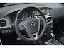 Volvo V40 T3 Automaat Polar+ Sport | Panoramadak | Harman Kardon audio | Alarm klasse 3 | Parkeercamera | Stoelverwarming | Navigatie | Volvo on Call | Parkeersensoren voor + achter | Dealeronderhouden |