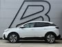Peugeot 3008 1.2 PureTech Première 1e Eigenaar|Navi|Camera|Schuifdak|D-riem vv in 2023|Trekhaak|Carplay|Keyless|N.A.P|Nieuwe APK bij Aflevering