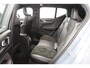 Volvo XC40 T4 Recharge R-Design | Panoramadak | Harman Kardon | 360 Camera | Elektrische stoelen | Adaptieve cruise control | BLIS |