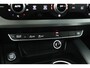 Audi A4 Avant 2.0 TFSI ultra Sport Pro Line S (PANORAMADAK, DIGITALE COCKPIT, TREKHAAK, AFNEEMBAAR, ADAPTIVE CRUISE, NAVIGATIE)