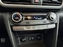 Hyundai Kona 1.0T Comfort 120Pk | Navigatie Via Apple & Android Carplay | Achteruitrijcamera | Parkeersensoren Achter | Climate Control | Cruise Control & Snelheidsbegrenzer | Trekhaak |