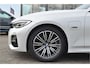 BMW 3-Serie Touring 320e M Pakket | SOH 92%| Panoramadak | Leer | Adaptieve Cruise | 360 Camera | Nl Auto!