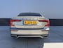 Volvo S60 2.0 B4 R-Design Dark | Pilot Assist | Memory | Stoelverwarming | Stuurverwarming | BLIS